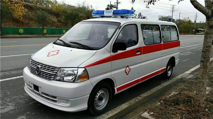 阿尔山市丰田海狮救护车